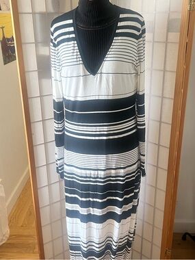 BCBGMaxAzria Black and White Striped V-Neck Maxi Dress
